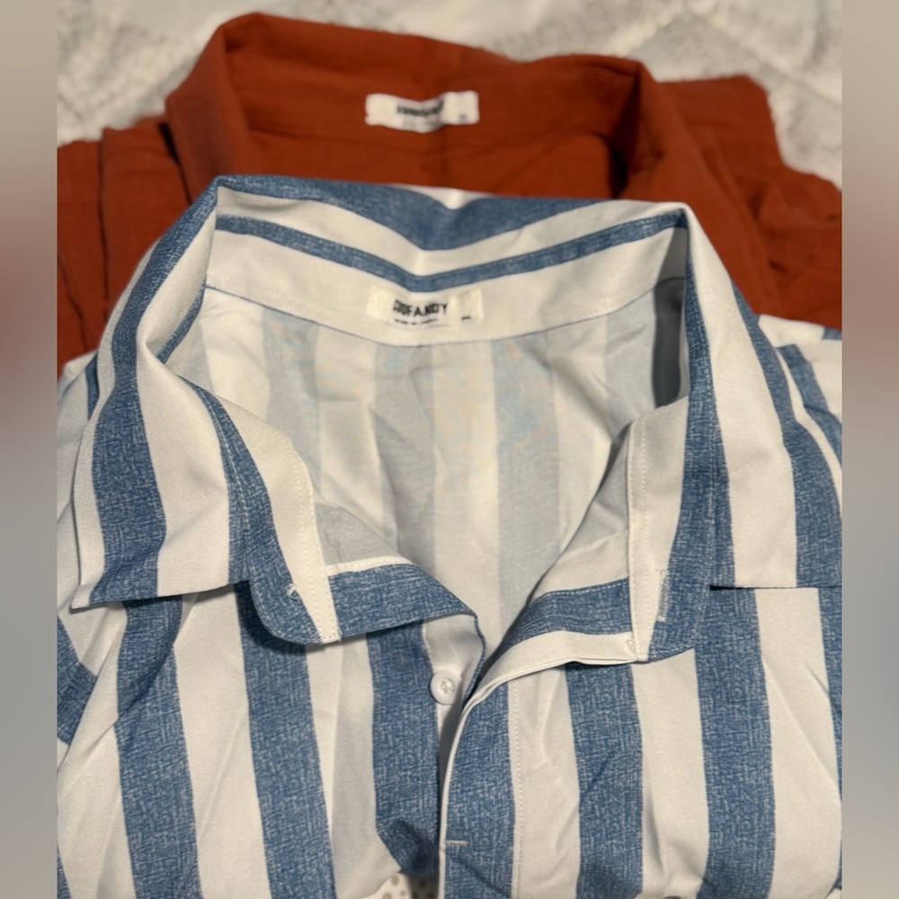 Men’s button up shirts! Set of 2